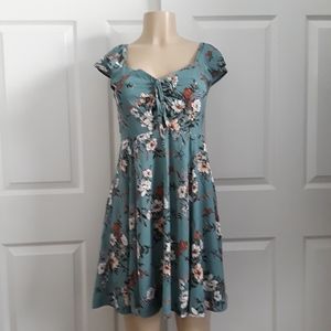 LIVE TO BE SPOILED DRESS SIZE XL